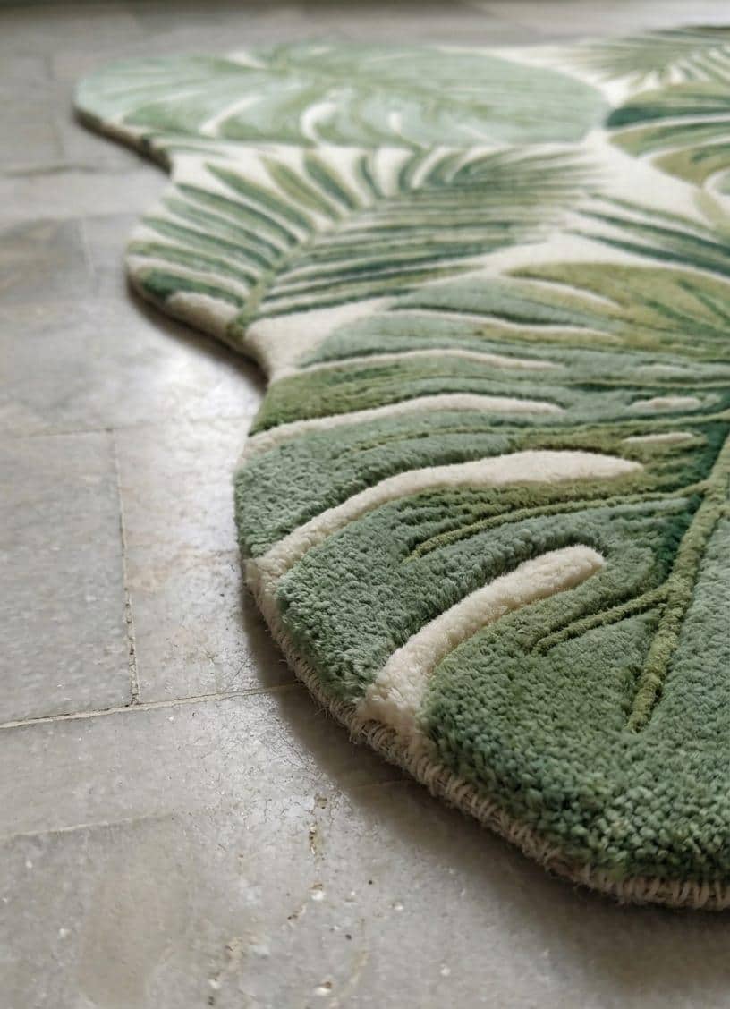 Layered Monstera Leaf Hand-Tufted New Zealand Wool Rug - Organic Shape, Green & Ivory Tropical Botanical Area Carpet for Living Room